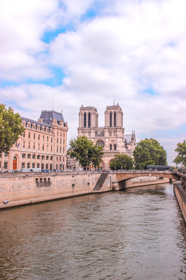 notre dame de paris